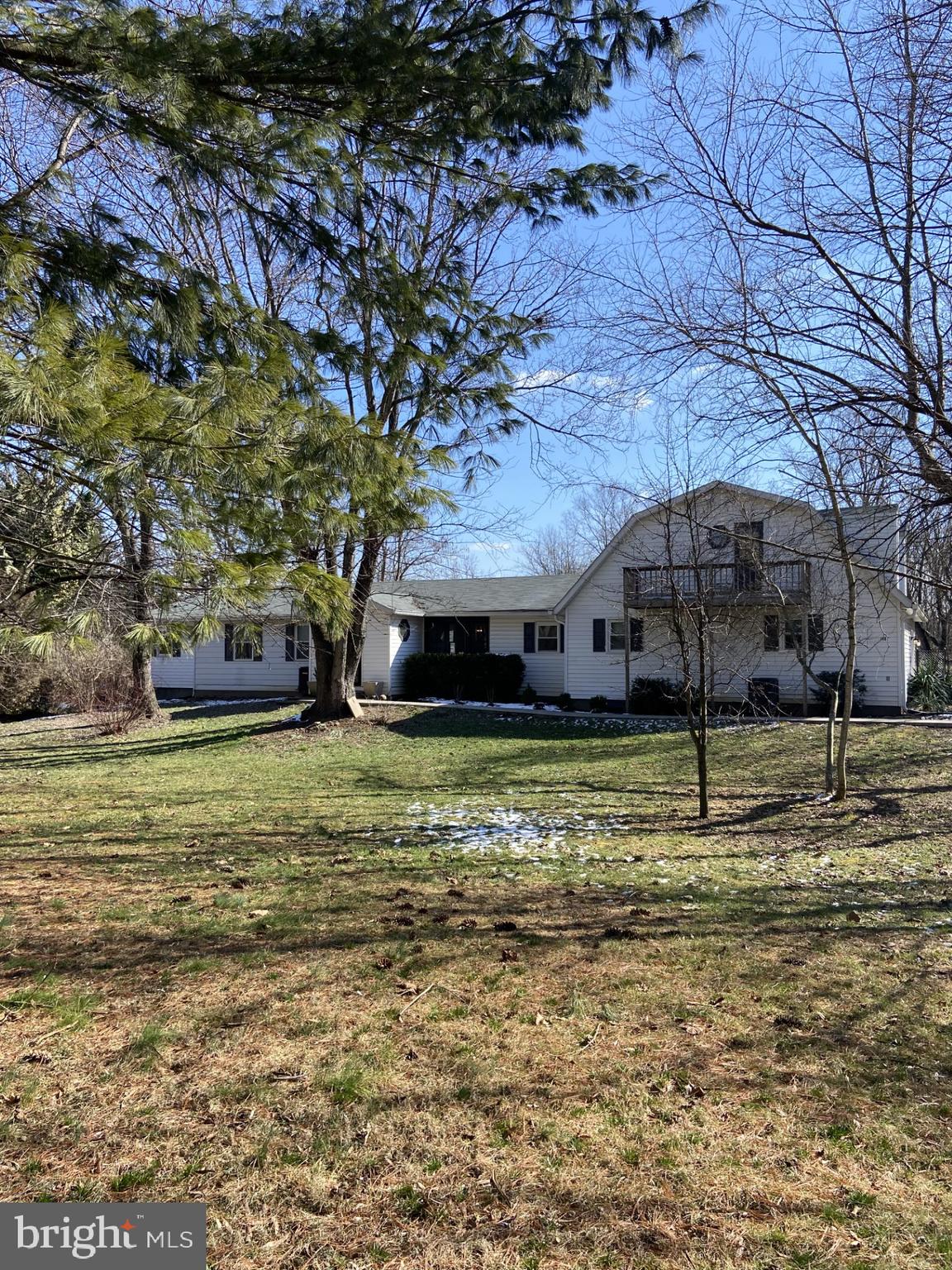 130 Traveller Road Falling Waters, WV 25419 - Photo 9 of 93 Gallery Image 9