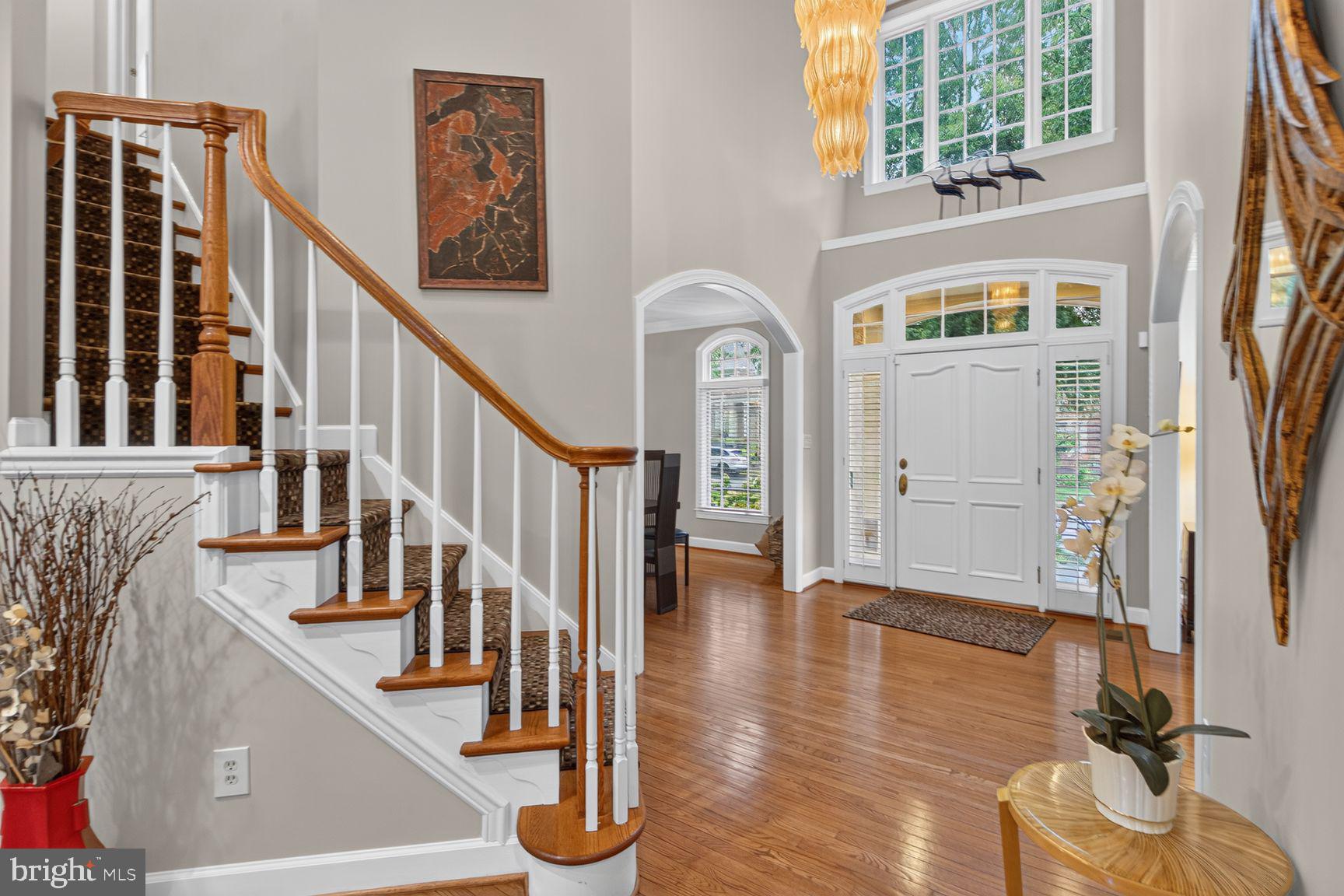 11081 Pelham Manor Place Reston, VA 20194 - Photo 4 of 99 Inviting foyer with elegant staircase.