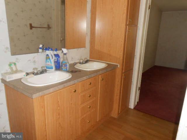 13113 Dahlgren Road King George, VA 22485 - Photo 10 of 21 Bath Master