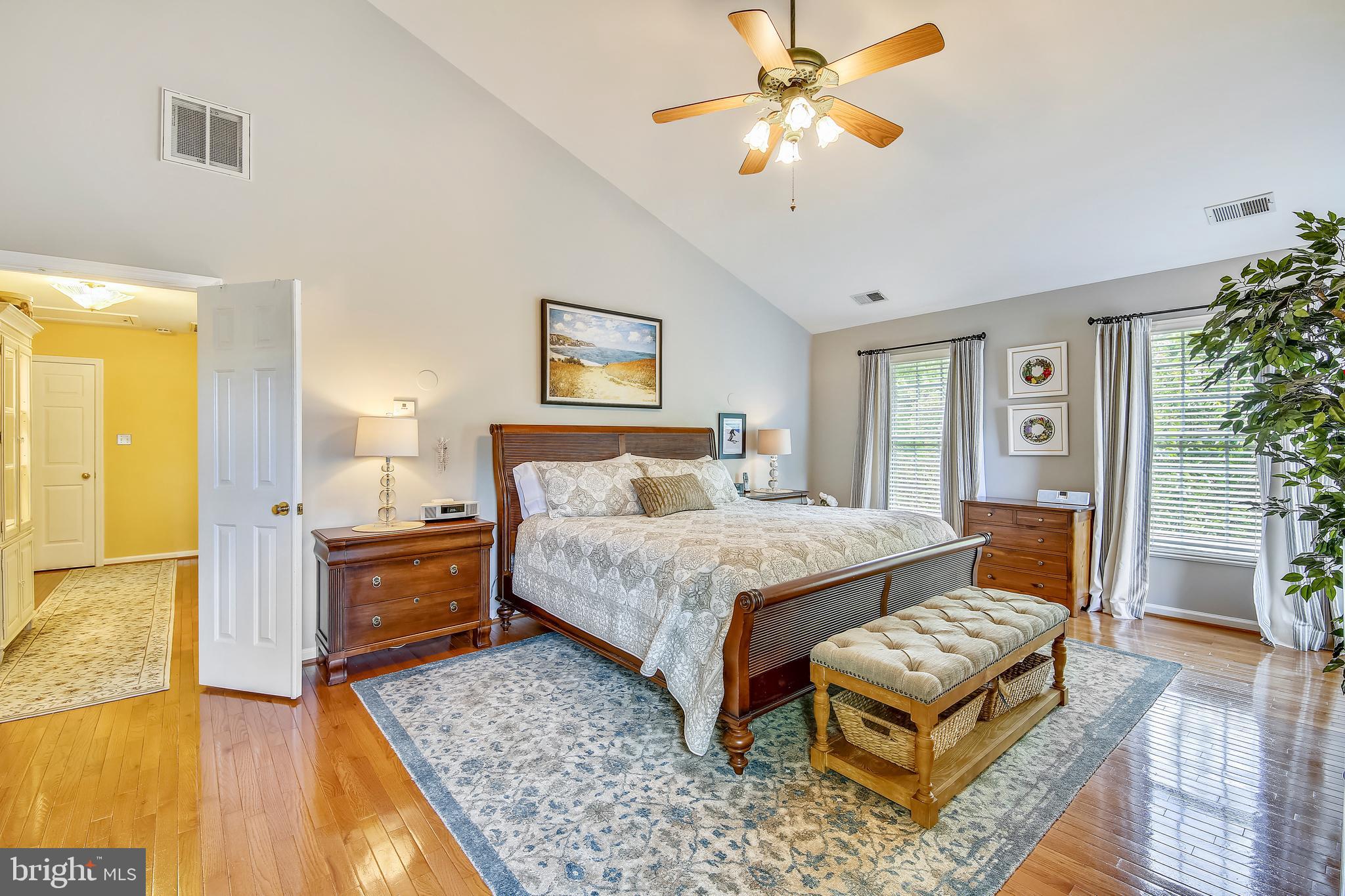 2710 Owens Road Brookeville, MD 20833 - Photo 20 of 46 Owner's bedroom