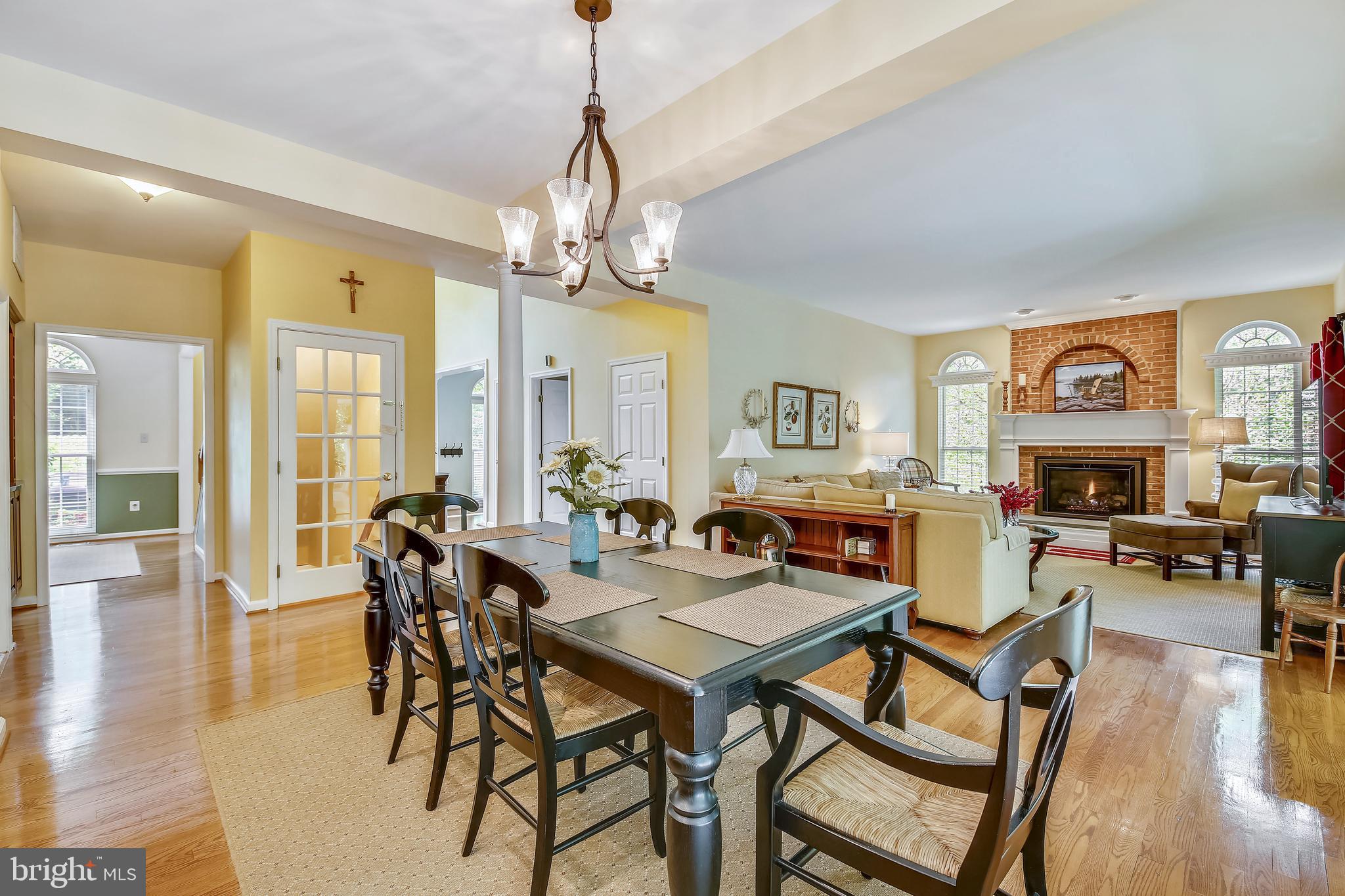 2710 Owens Road Brookeville, MD 20833 - Photo 3 of 46 Kitchen eating area