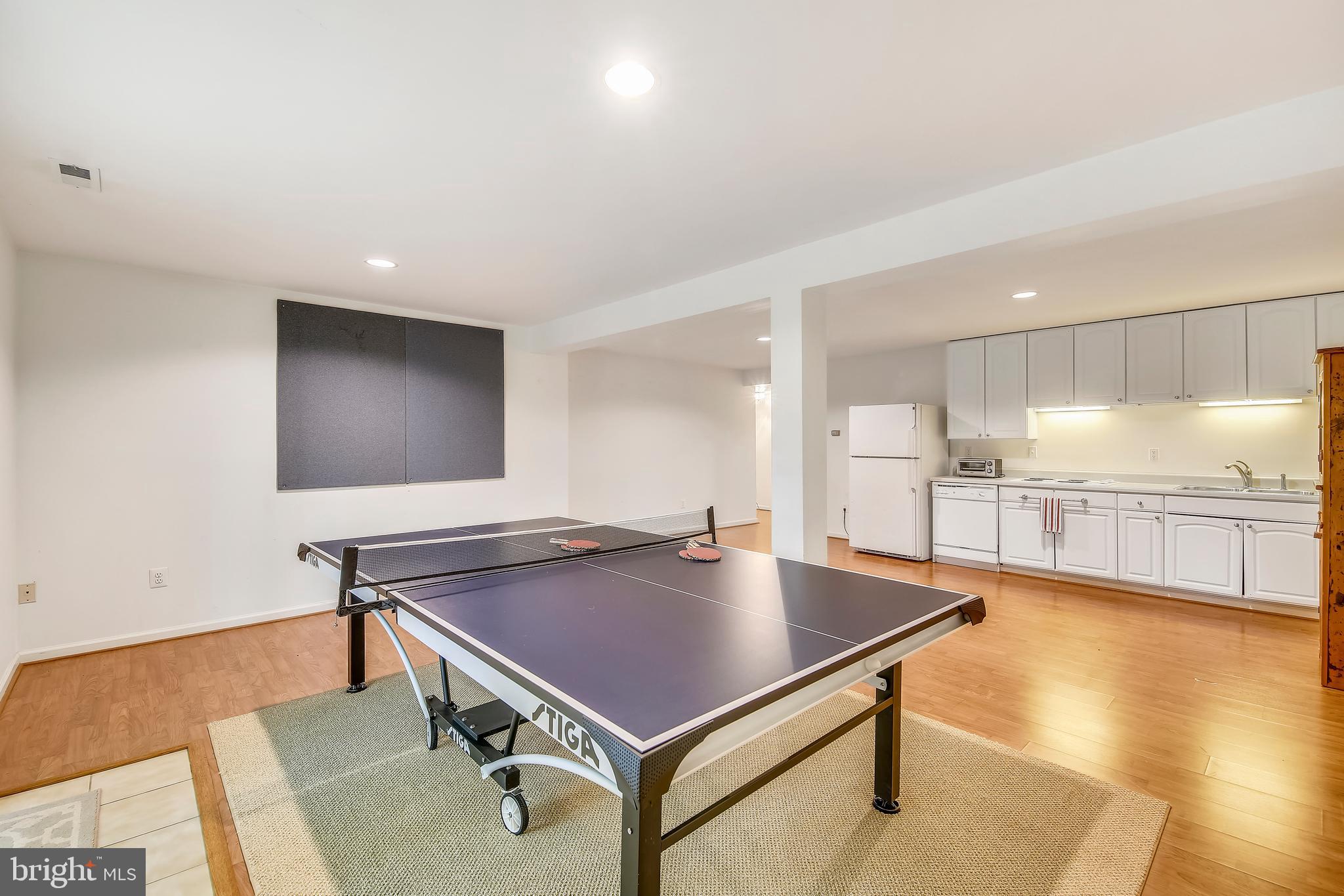 2710 Owens Road Brookeville, MD 20833 - Photo 31 of 46 Game room with full kitchen