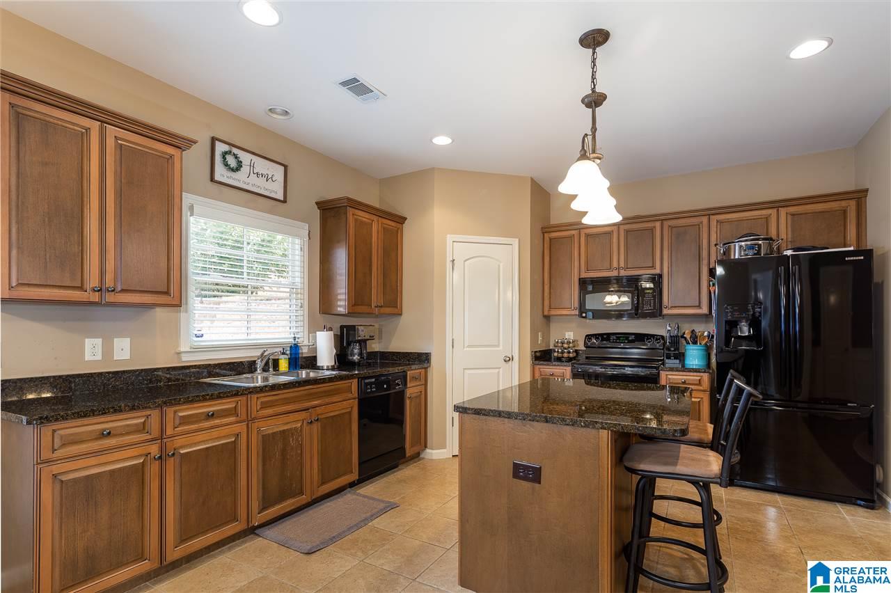 6340 Spring Street Trussville, AL 35173 - Photo 11 of 36