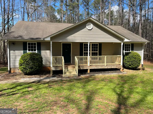 $1,950 | 2024 Fischer Road, Sharpsburg, GA 30277