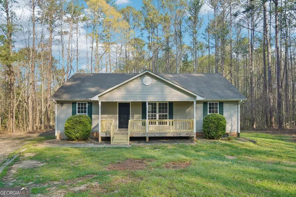 $1,950 | 2024 Fischer Road, Sharpsburg, GA 30277