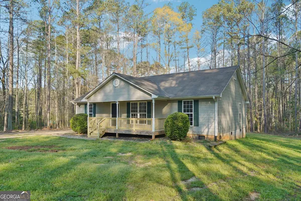 $1,950 | 2024 Fischer Road, Sharpsburg, GA 30277