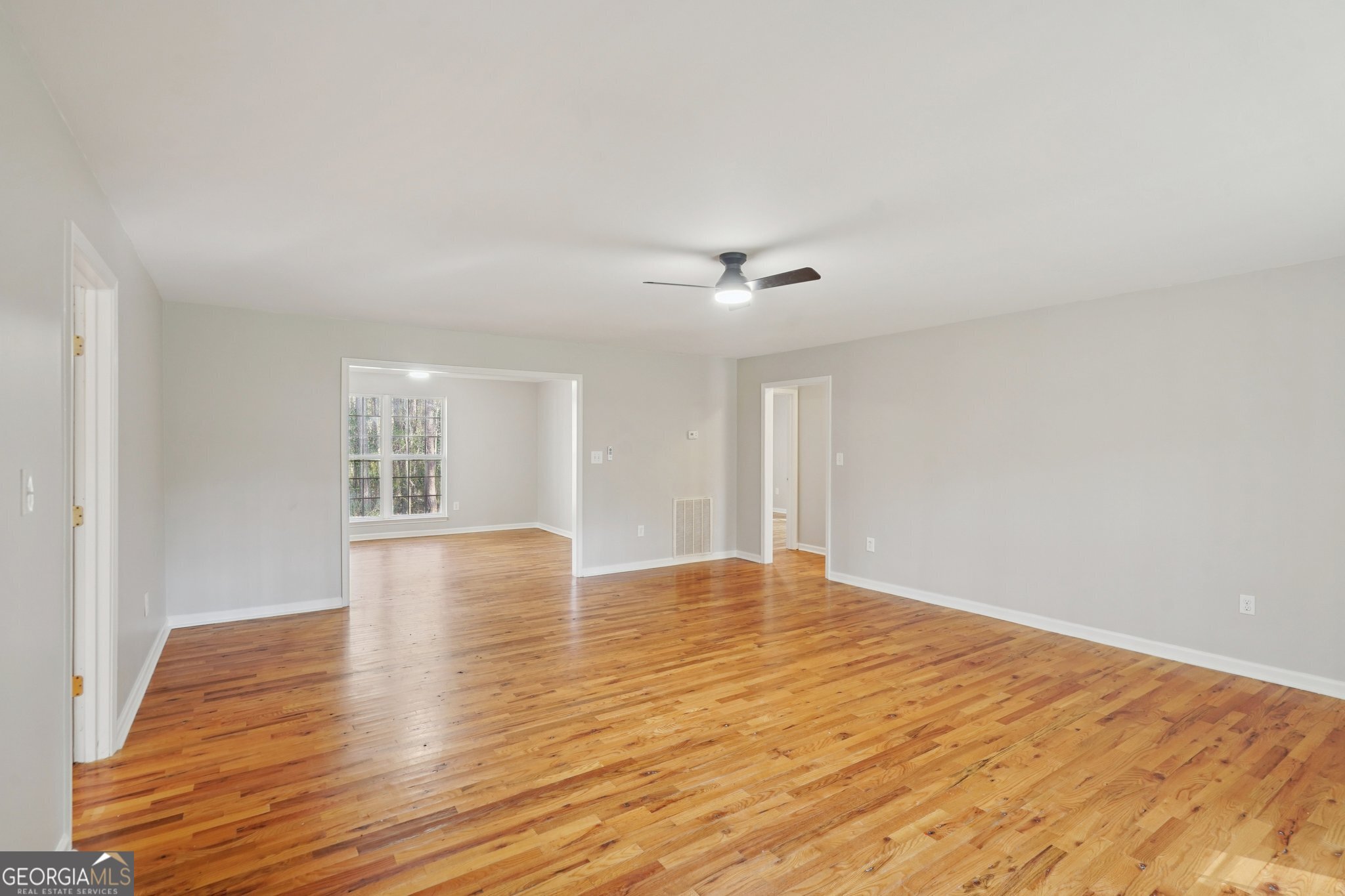 2024 Fischer Road Sharpsburg, GA 30277 - Photo 5 of 29