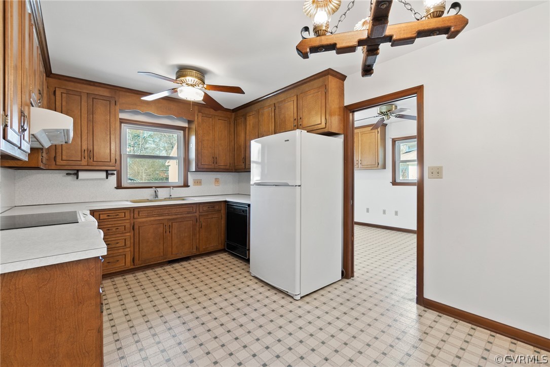102 Meadowfield Road Yorktown, VA 23692 - Photo 8 of 21 Ceiling fan.