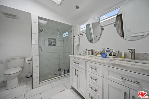 $10,995 | 232 South Crescent Drive, Beverly Hills, CA 90212