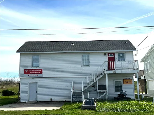 $3,700 | 3598 Highway 1, Grand Isle, LA 70358