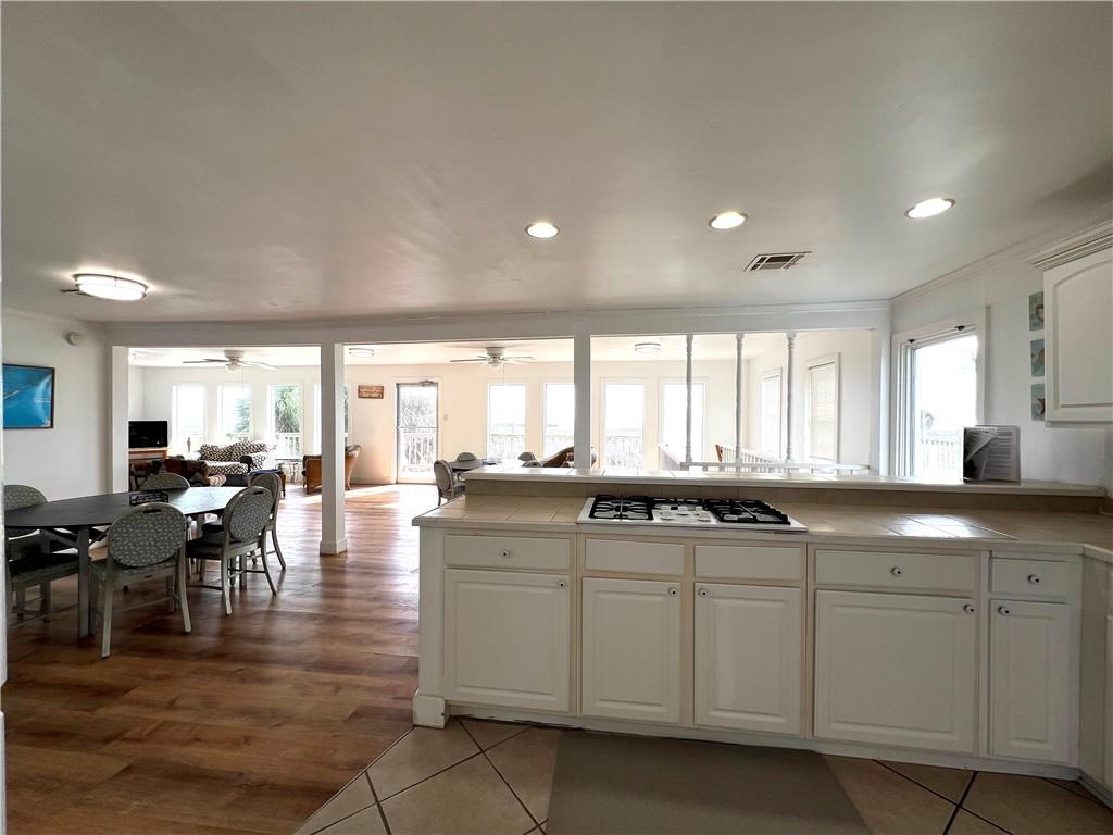 3598 Highway 1 Grand Isle, LA 70358 - Photo 3 of 32