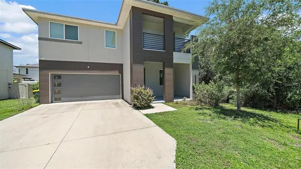 $7,000 | 2587 Temple Street, Sarasota, FL 34239