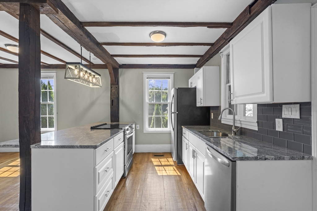 2 Princeton Road Sterling, MA 01564 - Photo 5 of 32