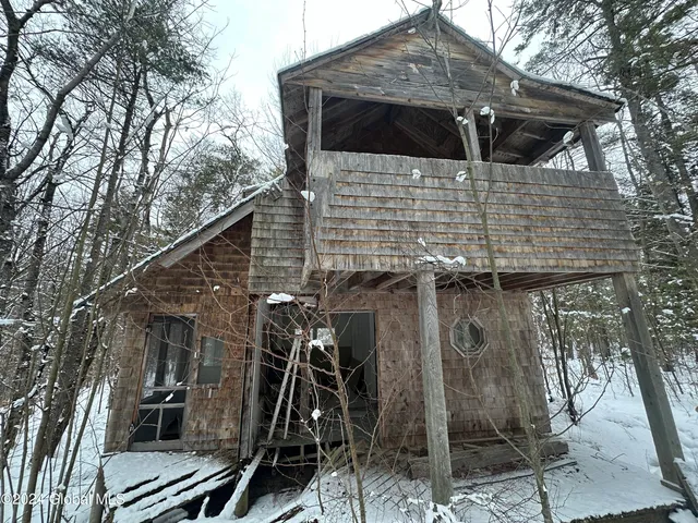 $49,900 | 280 Breed Hill Road, Crown Point, NY 12928