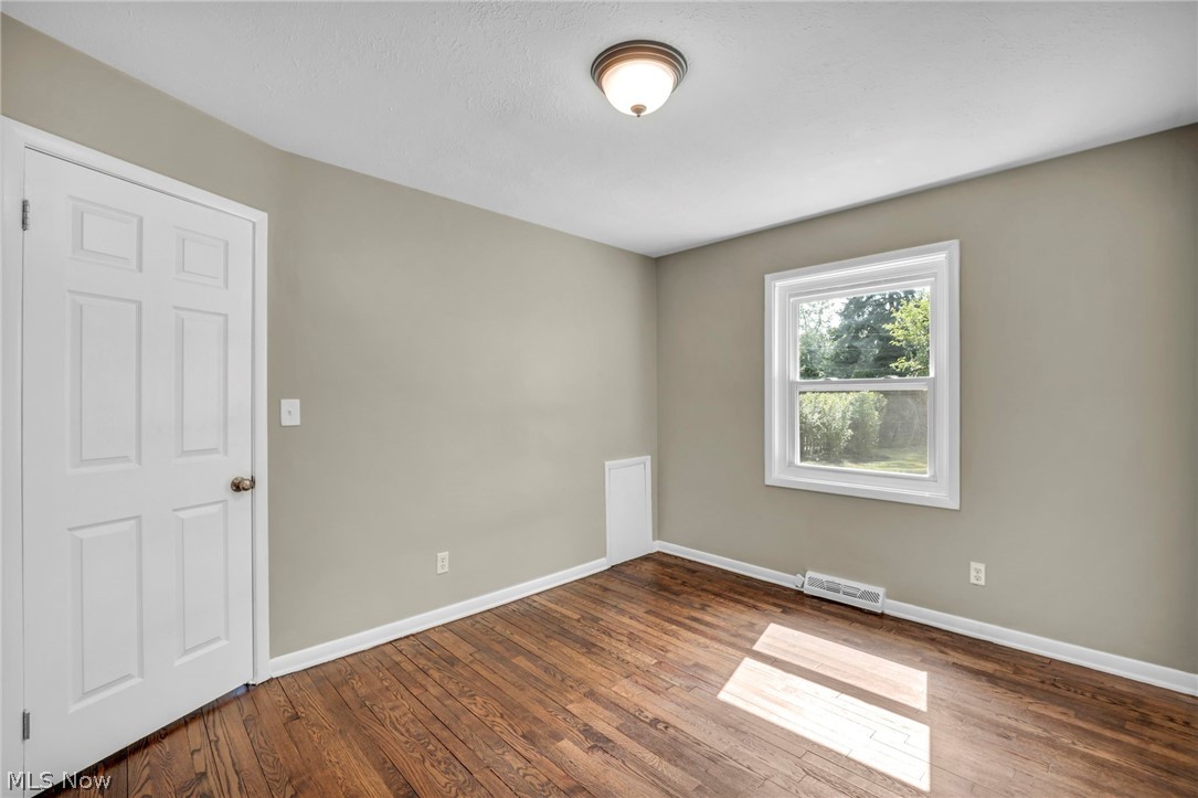 1720 Empire Road Wickliffe, OH 44092 - Photo 31 of 43