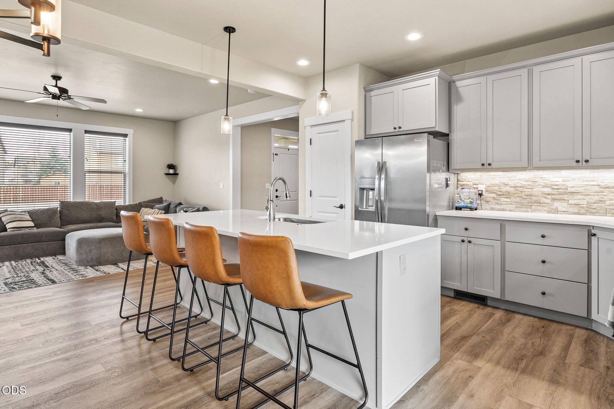 736 Northwest 27th Street Redmond, OR 97756 - Photo 12 of 26