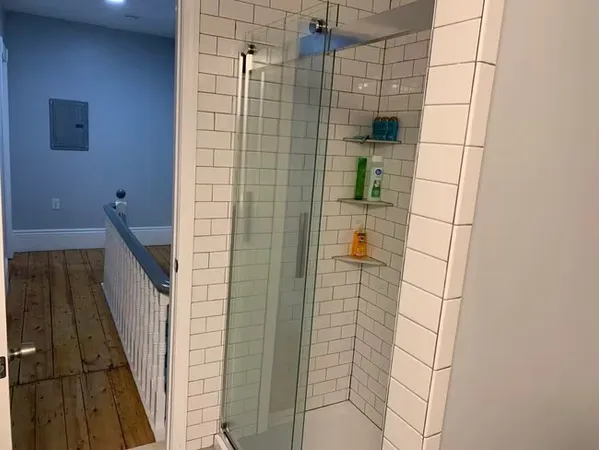 $5,800 | 153 Chestnut Street, Unit 1, Waltham, MA 02453