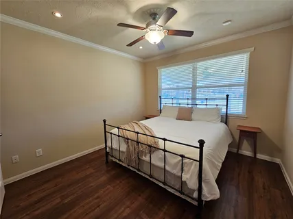 $269,900 | 406 Lazy Lane, Montgomery, TX 77356