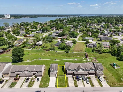 $269,900 | 406 Lazy Lane, Montgomery, TX 77356