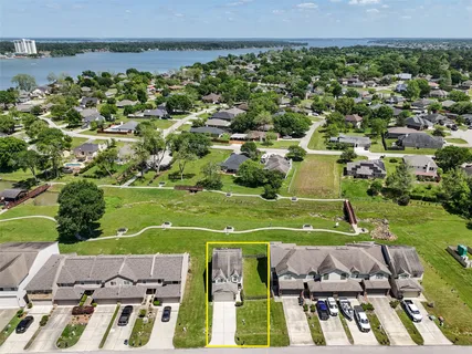 $269,900 | 406 Lazy Lane, Montgomery, TX 77356