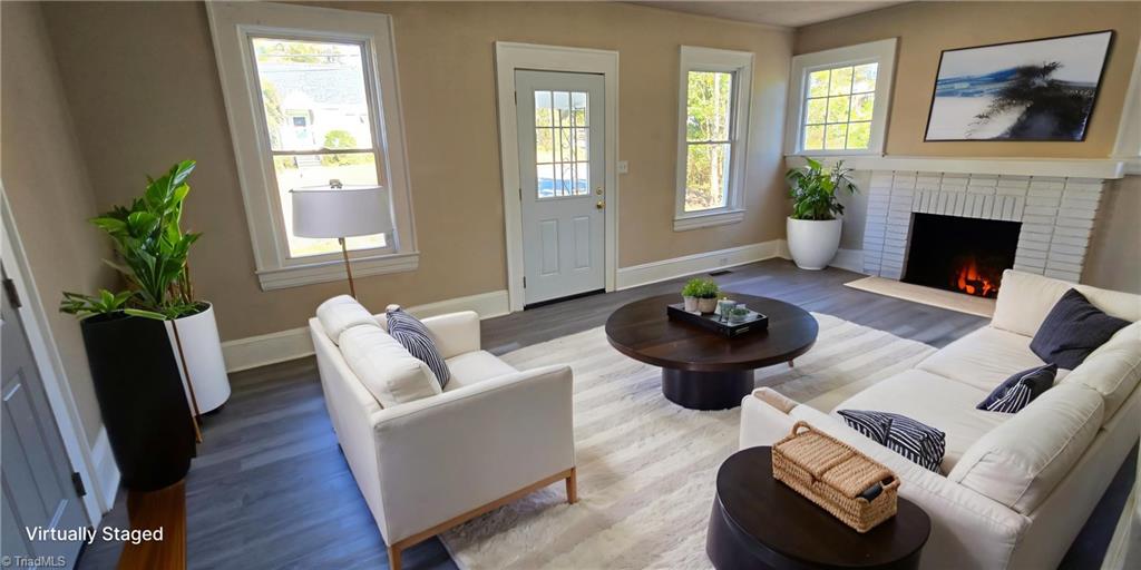 113 Edgeworth Street High Point, NC 27262 - Photo 3 of 24 Living room VIRTUALLY STAGED