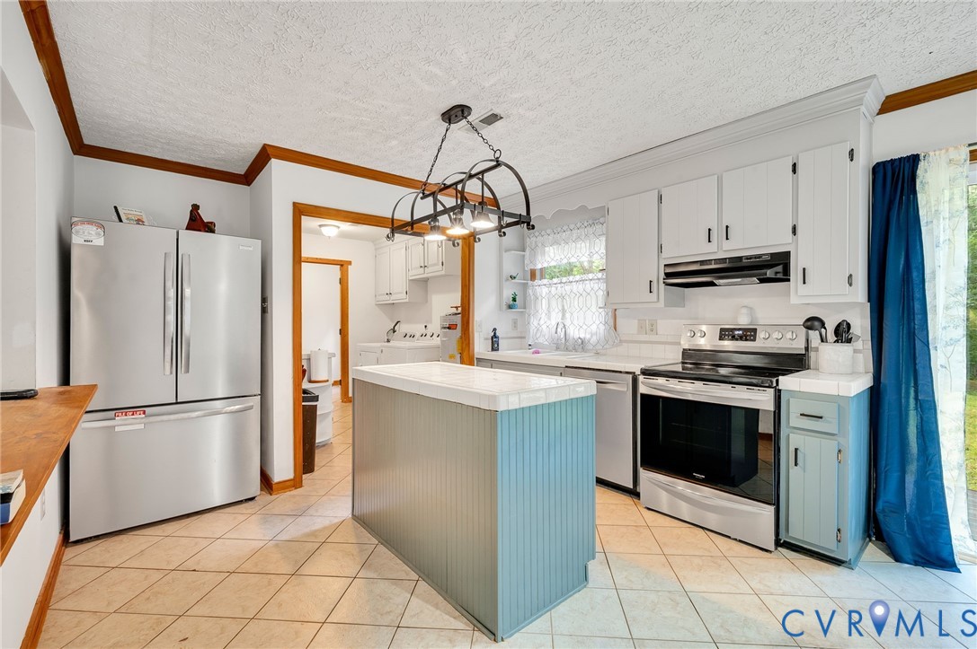 1460 Stokes Station Road Goochland, VA 23063 - Photo 5 of 23