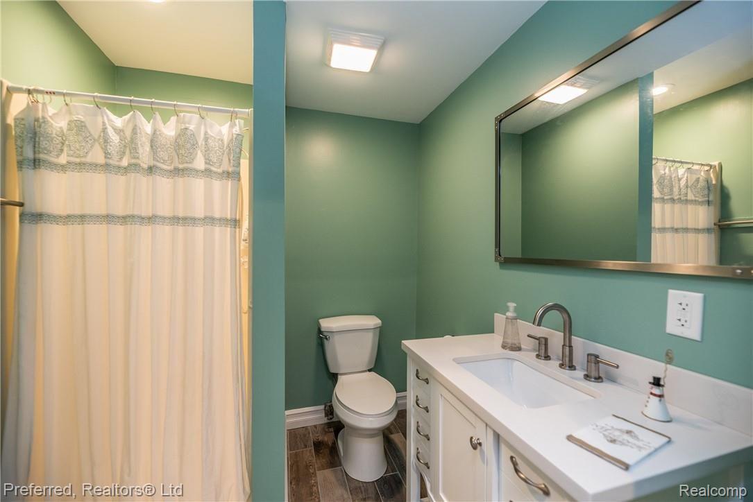 7506 McGuire Road Fenton, MI 48430 - Photo 32 of 50 DSC_1604.jpg