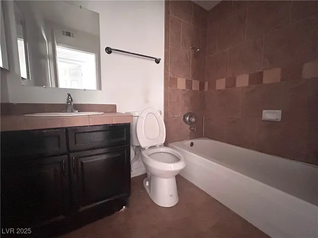 $1,200 | 6979 Issac Avenue, Unit 4, Las Vegas, NV 89156