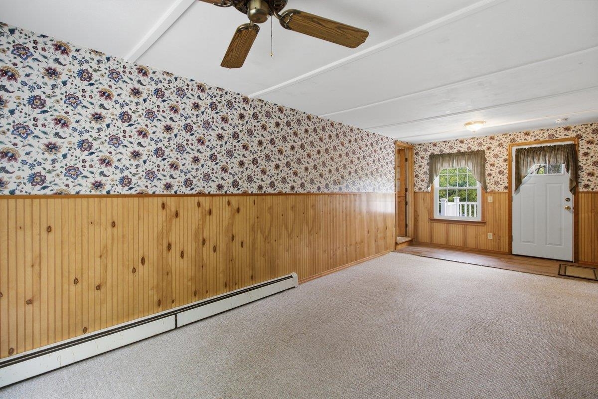 110 State Line Drive Pownal, VT 05261 - Photo 5 of 32
