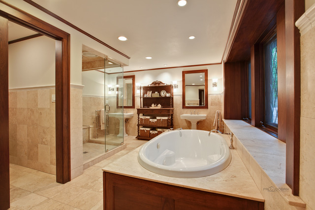 205 Franklin Road Glencoe, IL 60022 - Photo 15 of 25 a bathroom with a sink a mirror and a shower