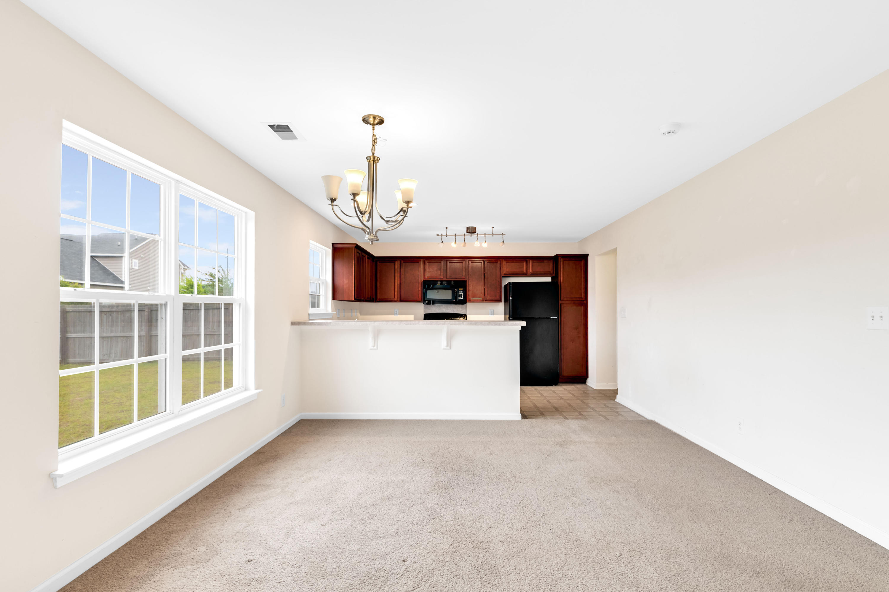 2088 Chilhowee Road Johns Island, SC 29455 - Photo 8 of 24 Eat-in kitchen