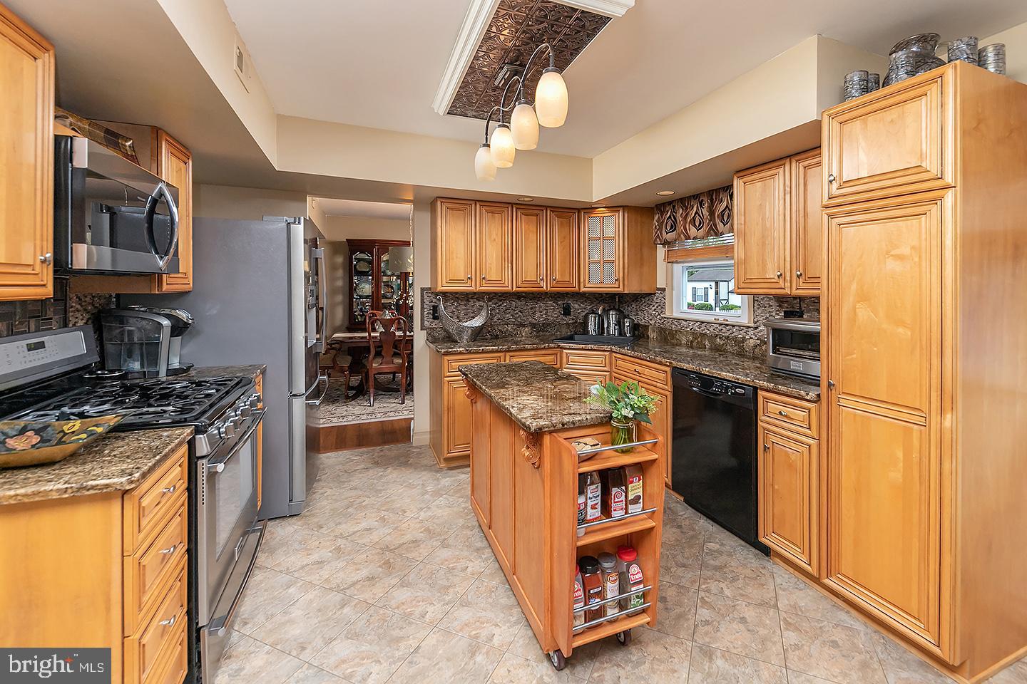 55 Manchester Road Sewell, NJ 08080 - Photo 7 of 30 Gallery Image 7
