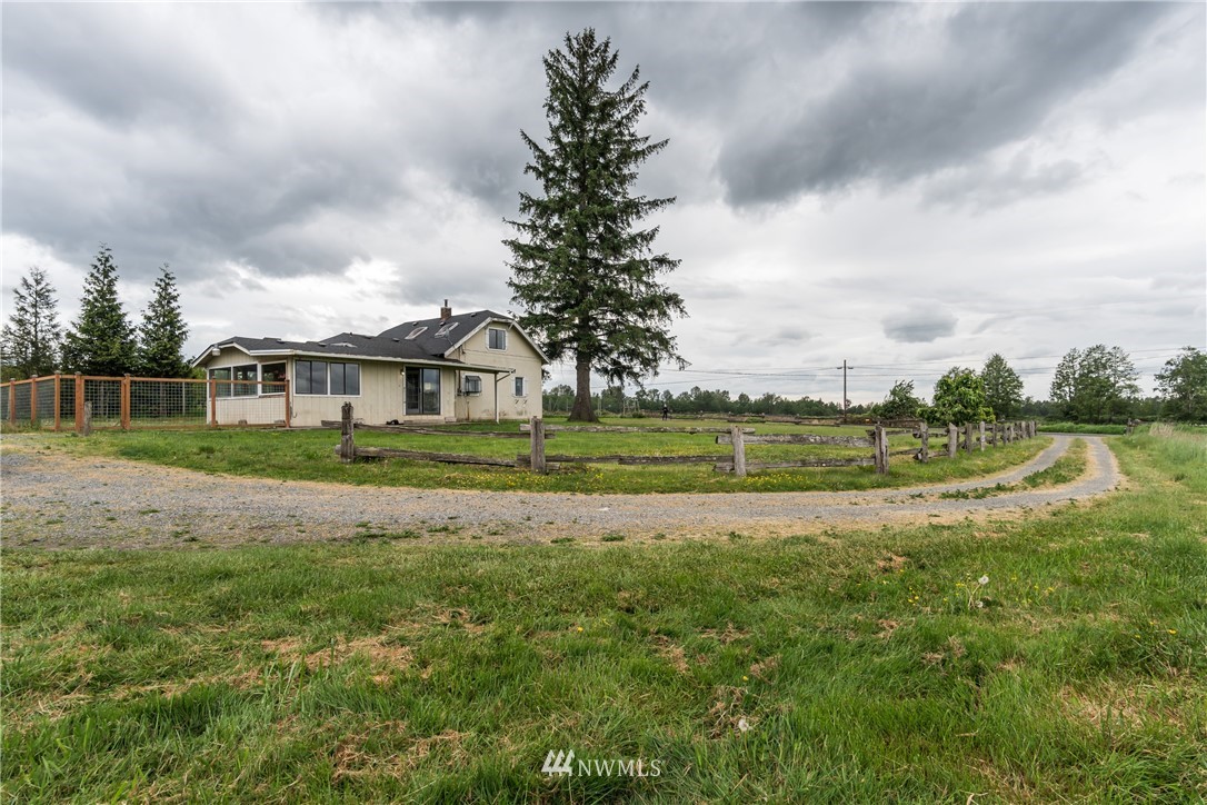 6954 Goodwin Road Everson, WA 98247 - Photo 1 of 25