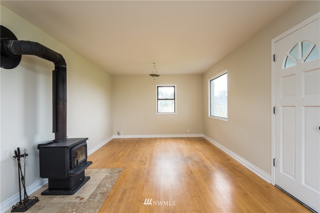 6954 Goodwin Road Everson, WA 98247 - Photo 3 of 25