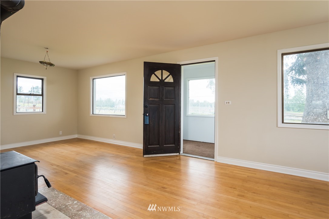 6954 Goodwin Road Everson, WA 98247 - Photo 4 of 25