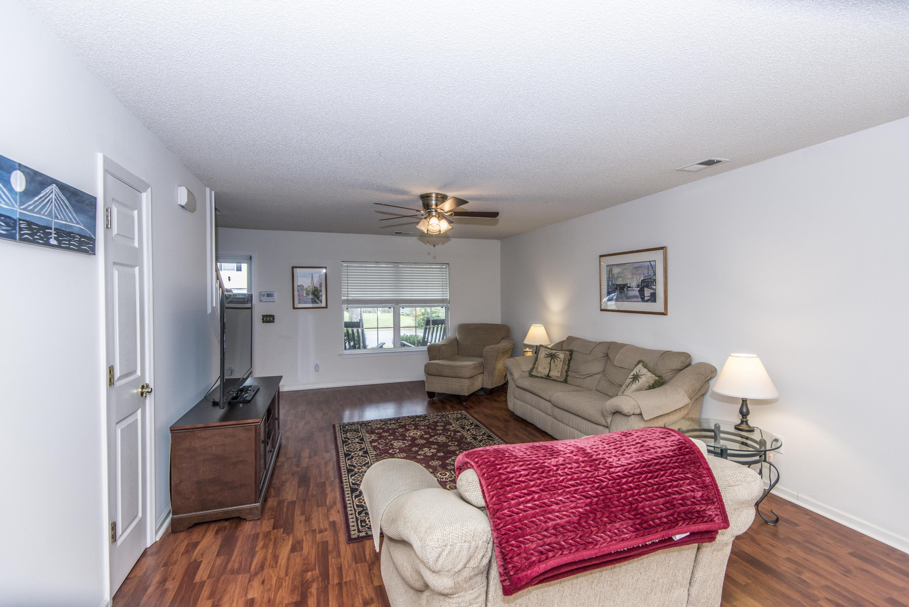 310 Cohen Circle Ladson, SC 29456 - Photo 4 of 22 _DSC3826