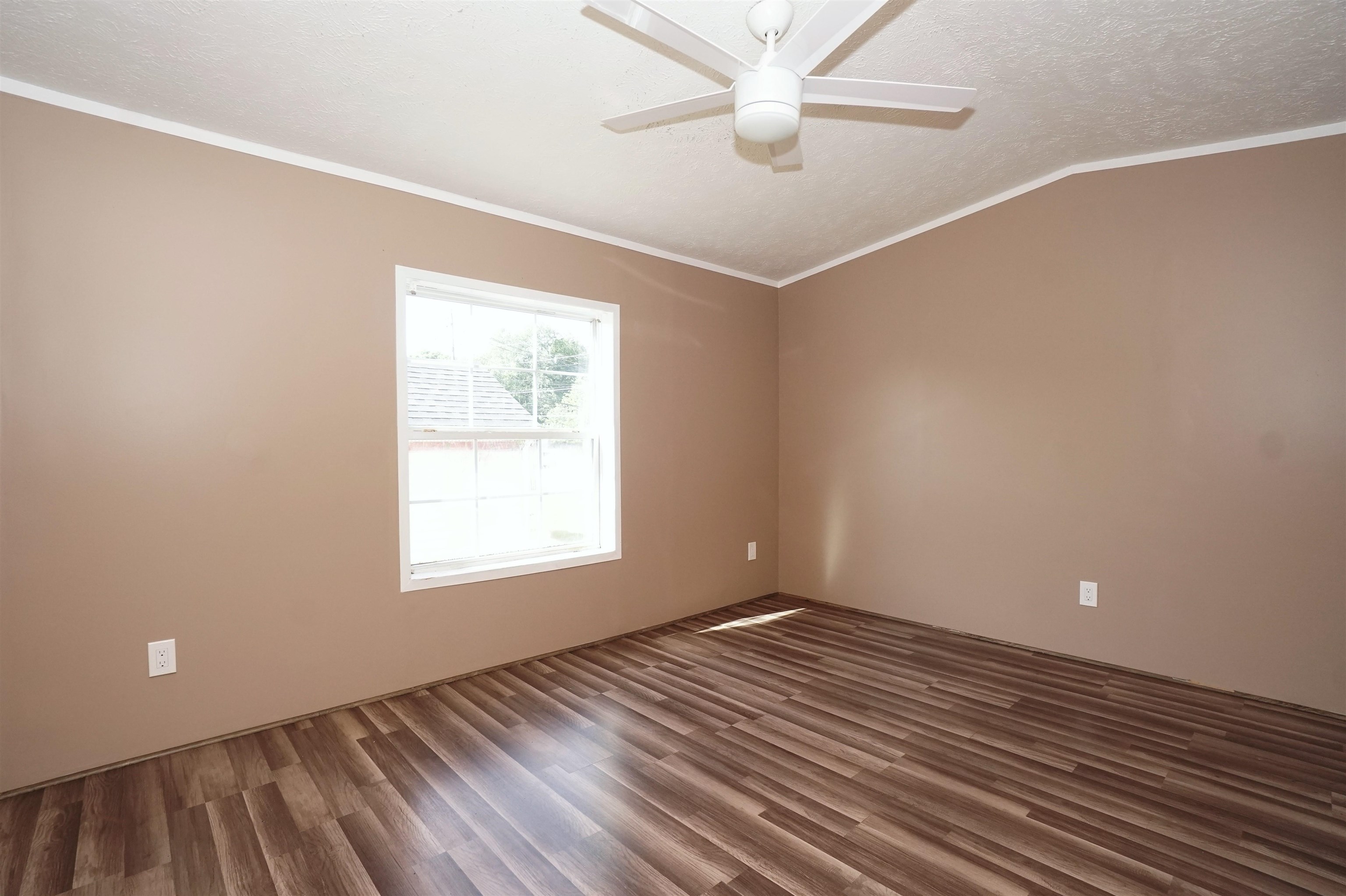 34 Policy Lane, Unit 34 Salem, NH 03079 - Photo 31 of 33