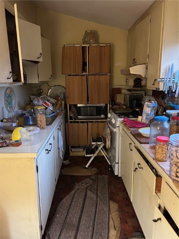 282 Winchester Street Rochester, NY 14615 - Photo 5 of 26