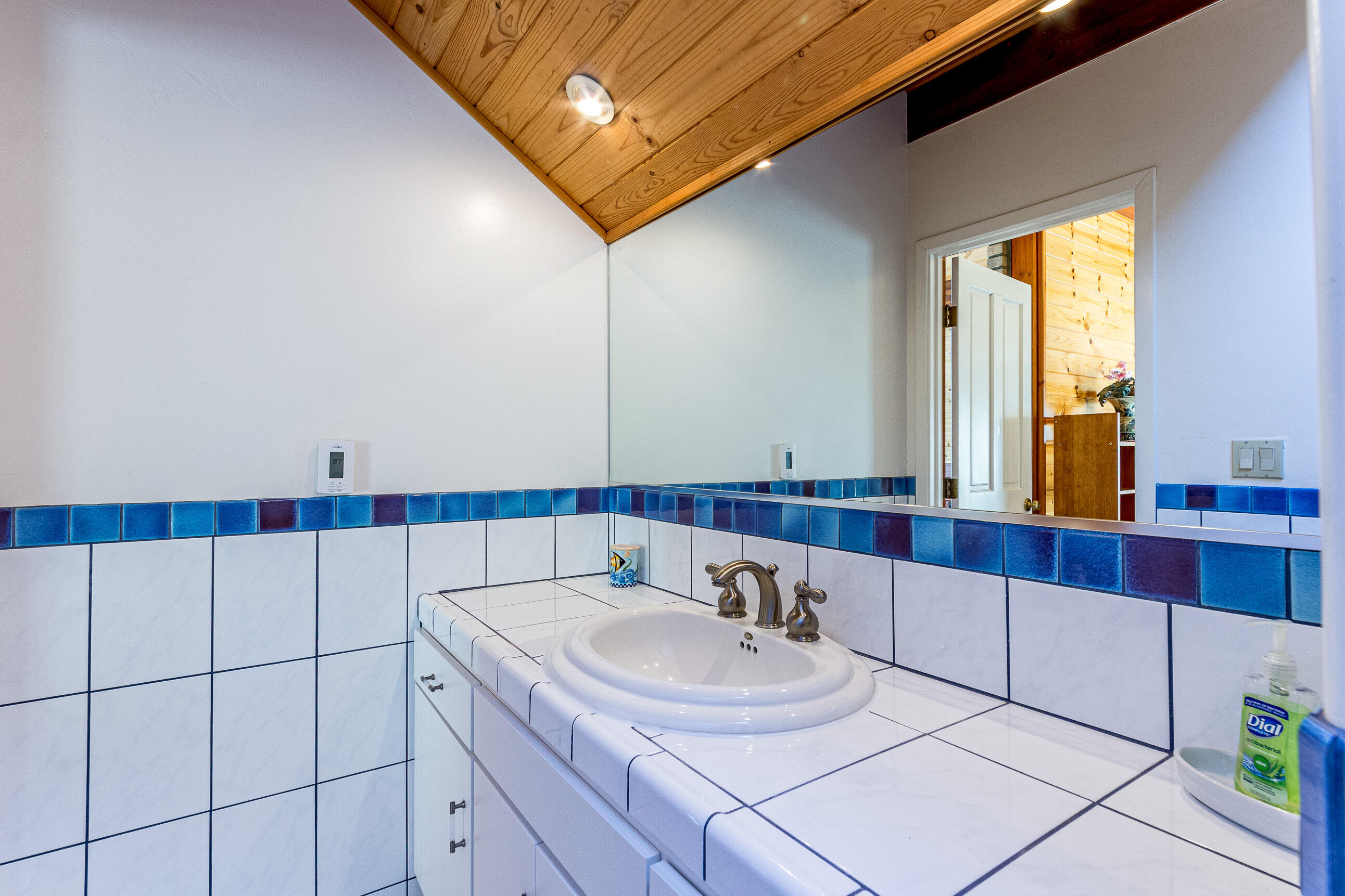 40679 Crystal Drive Three Rivers, CA 93271 - Photo 29 of 53 Meijer-0742-HDR