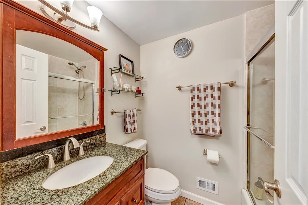 1009 Fiddleback Drive McKees Rocks, PA 15136 - Photo 16 of 23 guest bathroom