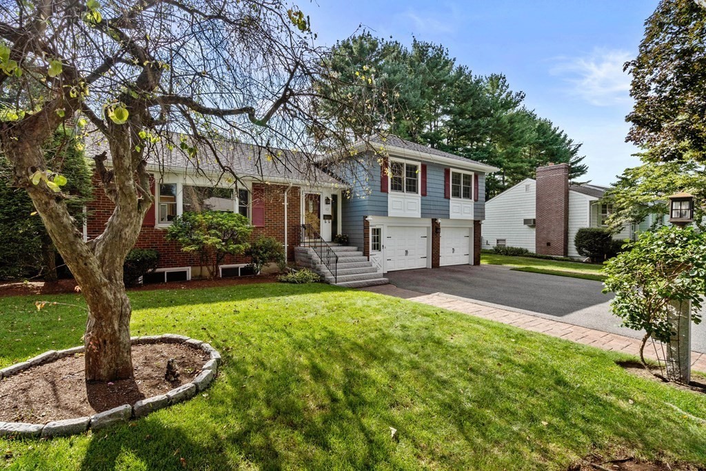 62 Tomahawk Road Arlington, MA 02474 - Photo 2 of 41