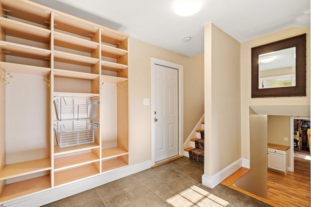 62 Tomahawk Road Arlington, MA 02474 - Photo 29 of 41