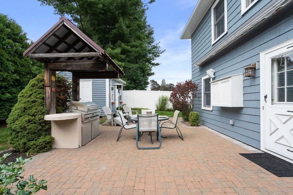 62 Tomahawk Road Arlington, MA 02474 - Photo 33 of 41