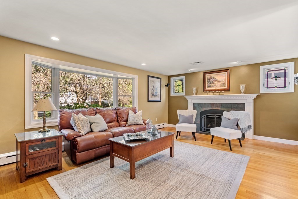 62 Tomahawk Road Arlington, MA 02474 - Photo 6 of 41