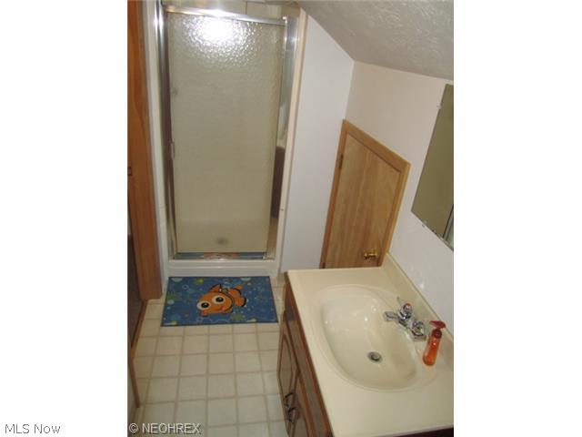 7014 Snow Road Parma, OH 44129 - Photo 18 of 25