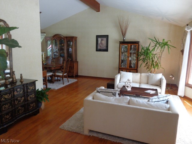 647 Rehwinkle Road Northfield, OH 44067 - Photo 9 of 35 Living Room