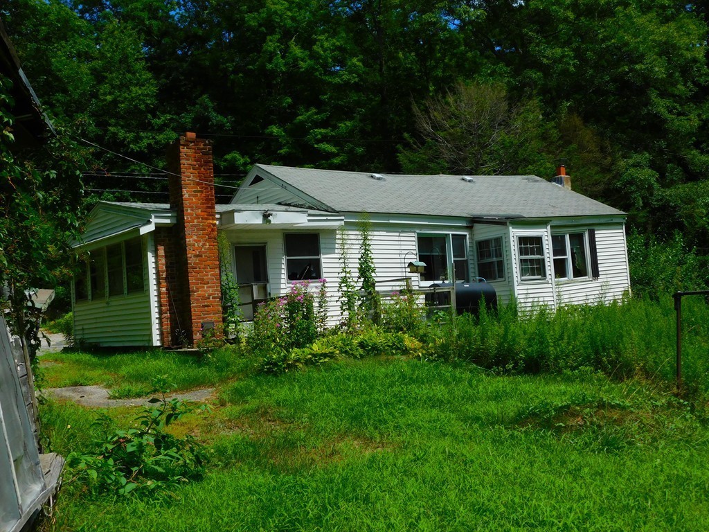 96 Manchaug Road Sutton, MA 01590 - Photo 3 of 13 Gallery Image 3