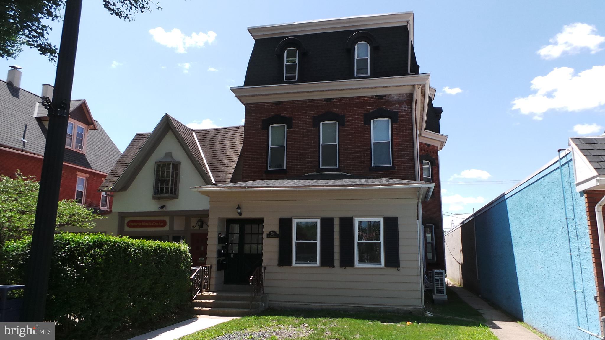 a house view with a outdoor space