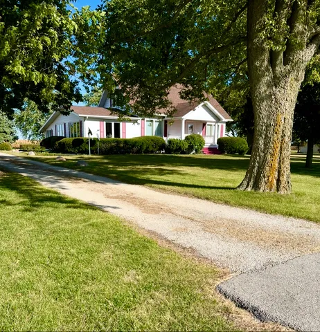 $374,900 | 1231 North County Road 1050, Tuscola, IL 61953