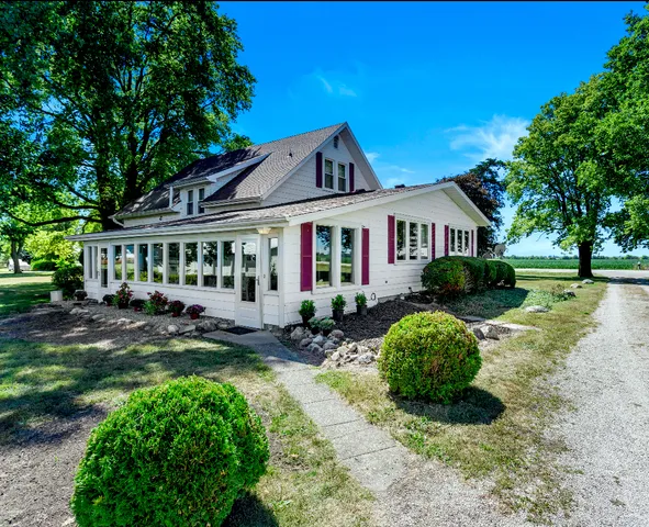 $374,900 | 1231 North County Road 1050, Tuscola, IL 61953